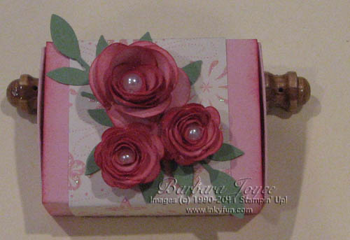 3-D Roses Matchbox
